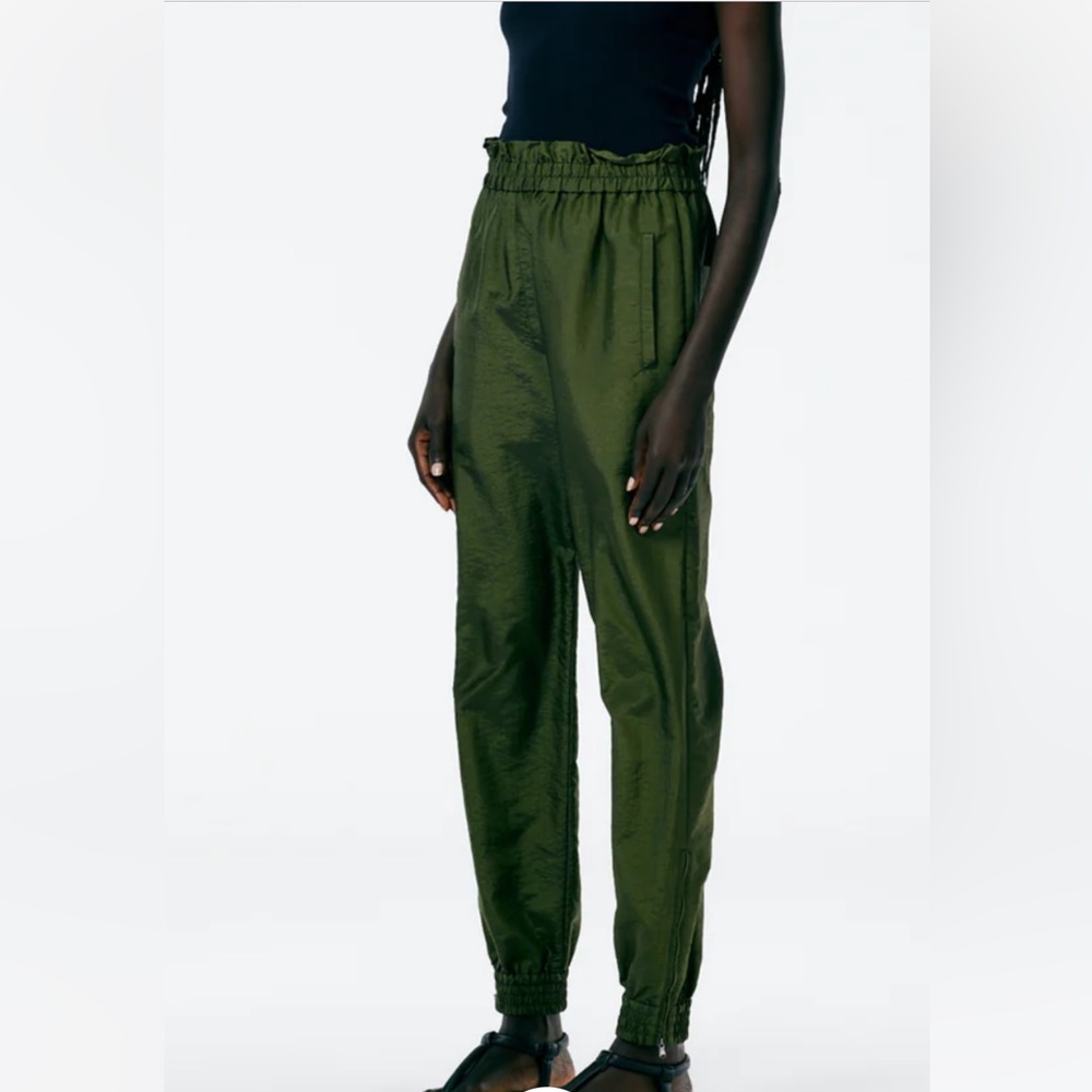Tibi Felix jogger, sporty nylon in army green, size medium